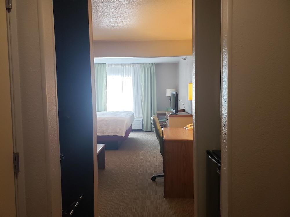 Country Inn & Suites By Radisson, Fairview Heights, Il المظهر الخارجي الصورة